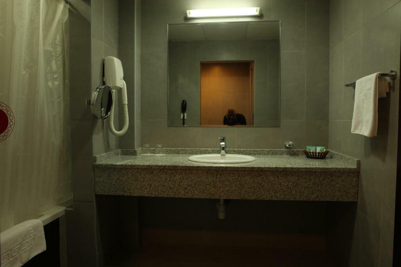 Ramee Rose Hotel Apartments Abu Dzabi Kültér fotó
